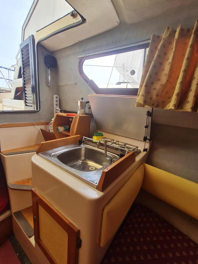Lupa - La Flotta Di Willy Gio Hotell Alghero Exteriör bild