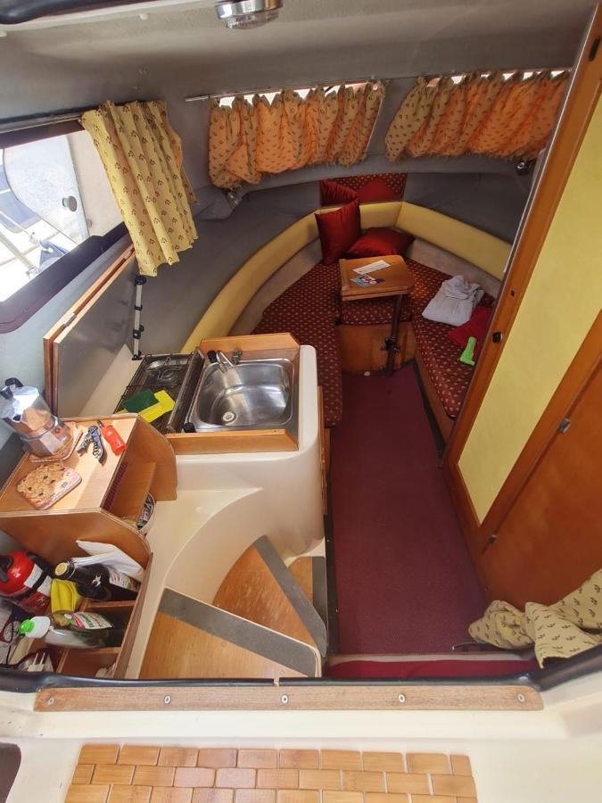 Lupa - La Flotta Di Willy Gio Hotell Alghero Exteriör bild